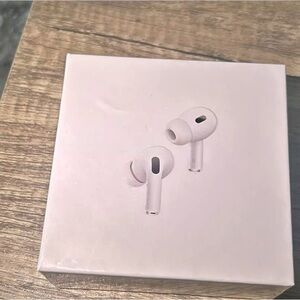 White Wireless Earbuds